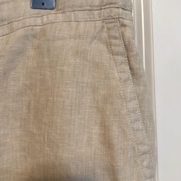 NWT Club room Men's Luxury Linen 9" Drawstring Shorts
Size XL - Picture 5 of 7